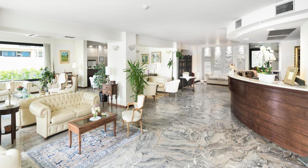 Hotel Apollo Riccione Esterno foto