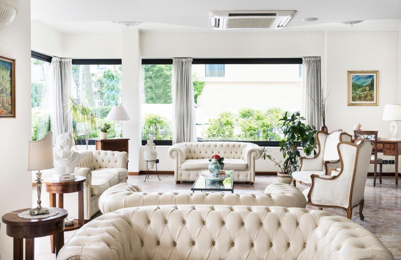 Hotel Apollo Riccione Esterno foto