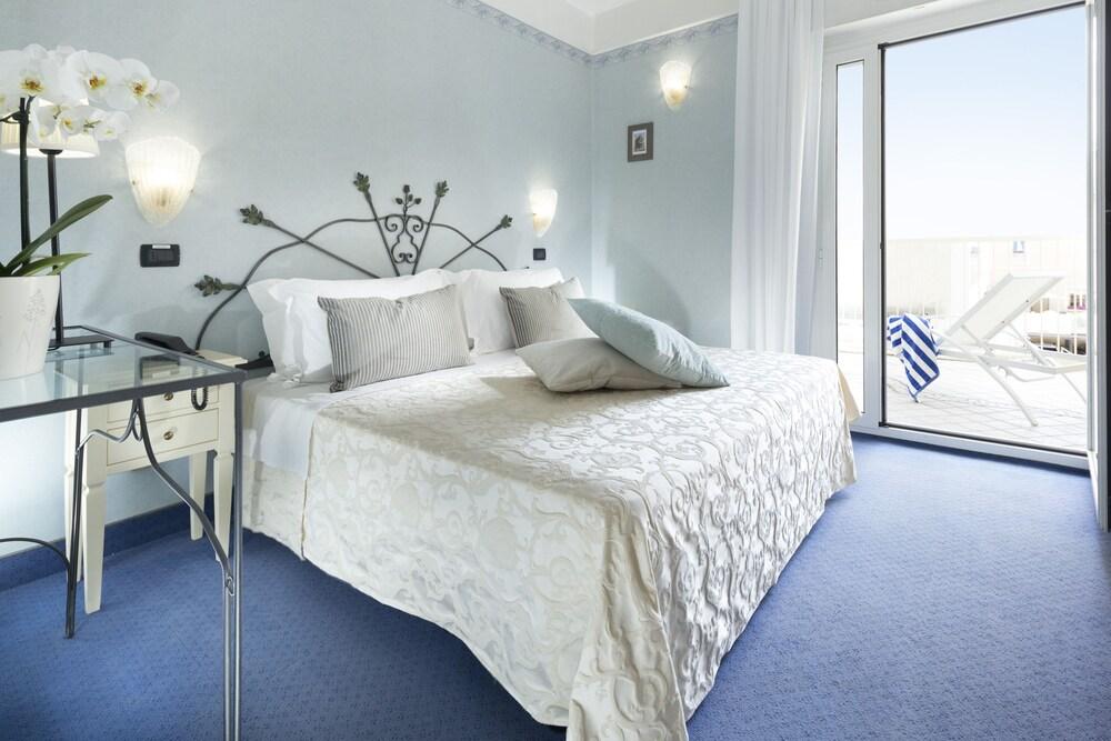 Hotel Apollo Riccione Esterno foto