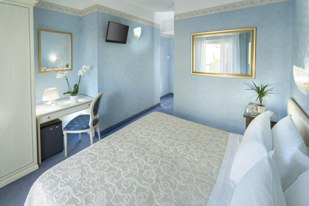 Hotel Apollo Riccione Esterno foto