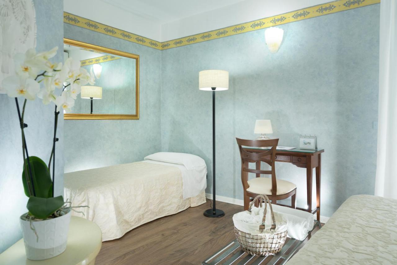 Hotel Apollo Riccione Esterno foto