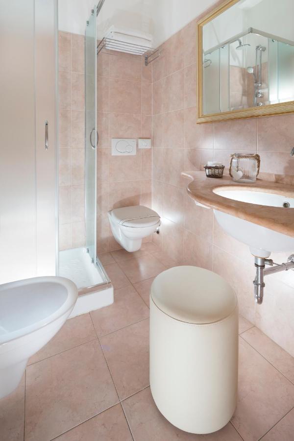 Hotel Apollo Riccione Esterno foto